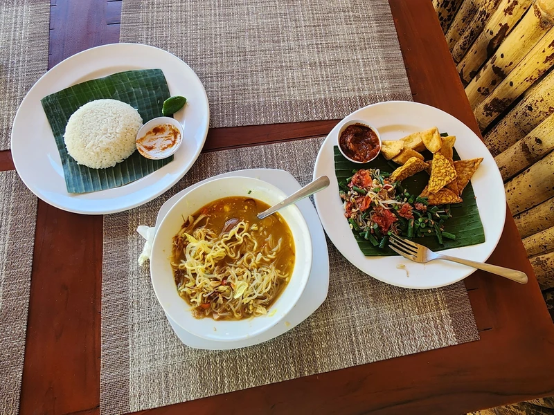 Dining Guide to Amed, Bali